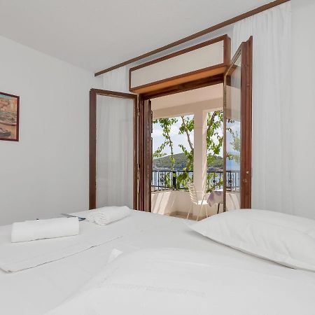 Apartment Rubin-10 By Interhome Selca kod Bogomolja Екстер'єр фото